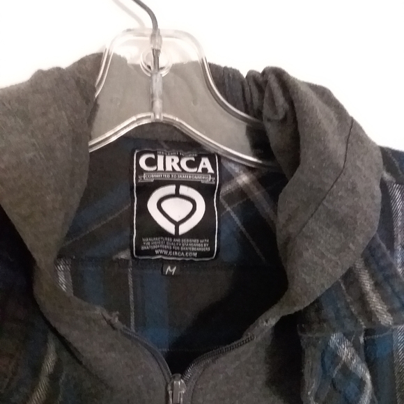 Circa Hoodie - Picture 5 of 7